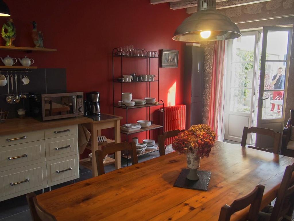 Chambres D'Hotes Rue Du Poids بورغيل المظهر الخارجي الصورة
